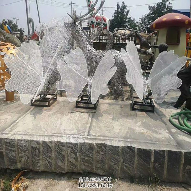 蝴蝶雕塑底座 广场昆虫雕塑供求 景观艺术蝴蝶雕塑承接