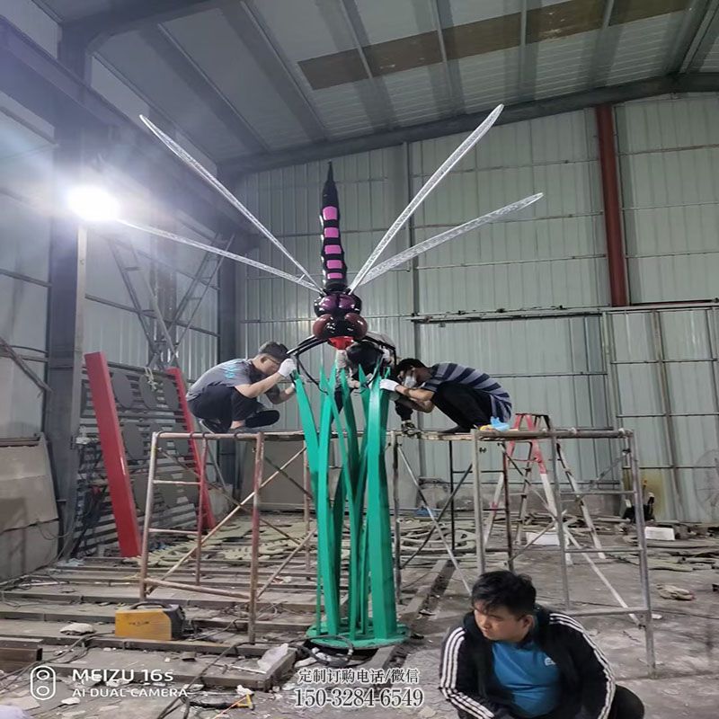 艺术蜻蜓雕塑 景区昆虫雕塑优选 户外不锈钢蜻蜓雕塑供给