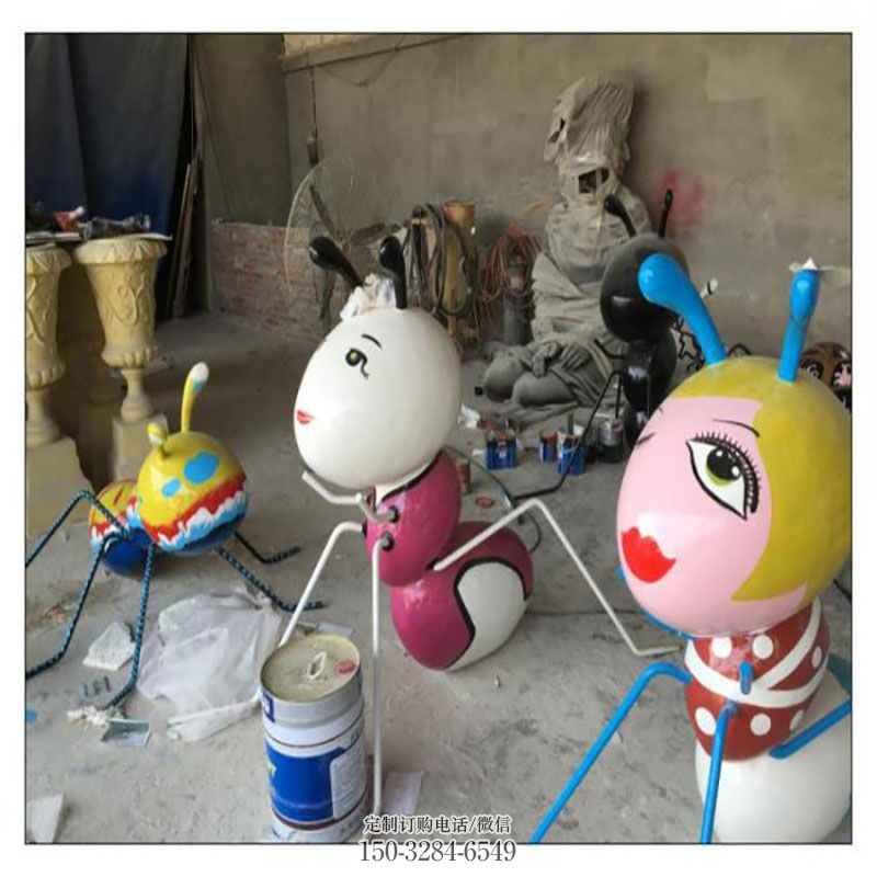 抽象蚂蚁雕塑 景观小品蚁类雕塑供需 广场玻璃钢蚂蚁雕塑供求